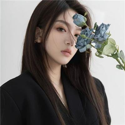 垃圾箱里的婴儿